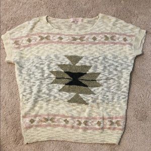 Short sleeve sweater- lightweight- S/M